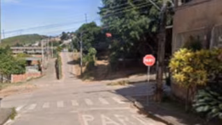 Polícia Militar apreende drogas e equipamentos em casa usada como ponto de apoio ao tráfico em Santana do Paraíso