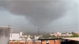 Meteorologista prevê até duas semanas de chuva intensa e alerta máximo em Minas Gerais