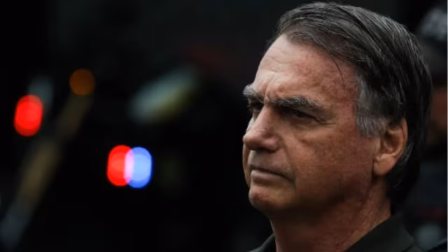 Moraes autoriza deputado a inspecionar cela de Bolsonaro na PF em Brasília