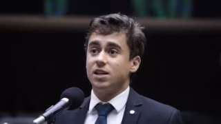 Nikolas Ferreira vê pré-candidatura de Flávio Bolsonaro como peça-chave para anistia de 8 de janeiro
