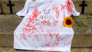 Mulheres realizam atos em capitais do país contra feminicídio e violência de gênero neste domingo