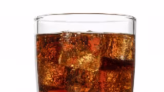 Refrigerantes zero podem prejudicar mais o fígado que os comuns, diz estudo