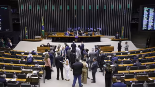 Congresso aprova emenda que isenta do IPVA veículos com mais de 20 anos