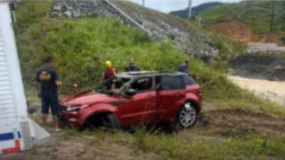 Vídeo mostra onde carro com casal e bebê haitianos foi encontrado após ser arrastado por correnteza ; veja
