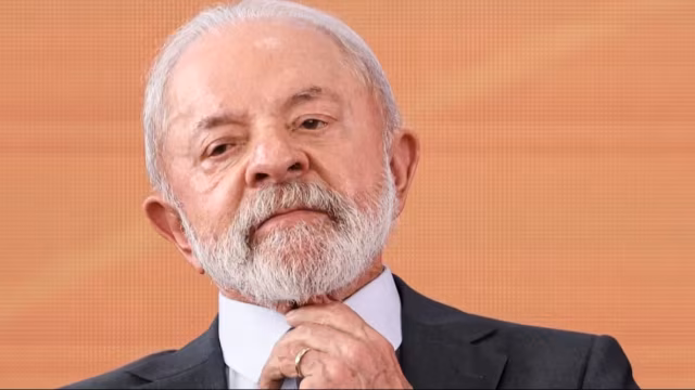 Lula parabeniza José Antonio Kast por vitória presidencial no Chile