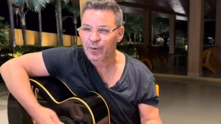 Após polêmica com SBT, Eduardo Costa lança música com críticas à política