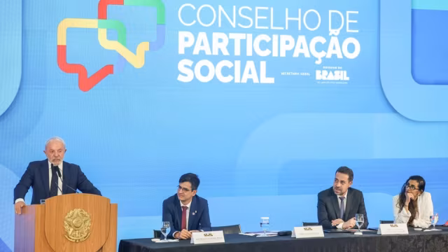 Em tom de pré-campanha, Lula projeta 2026 e cobra fortalecimento da esquerda no Congresso