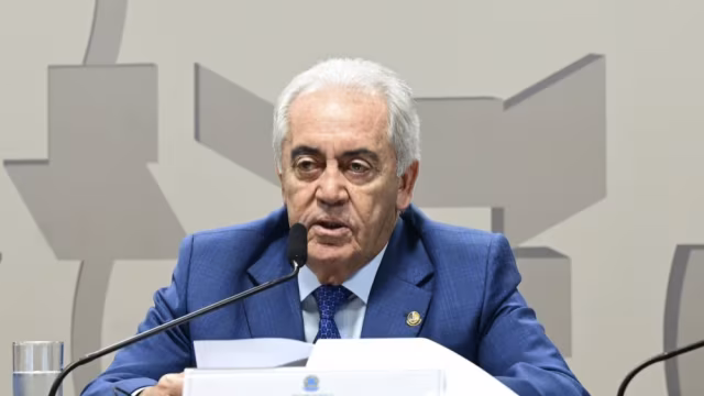 CCJ do Senado adia votação do PL da Dosimetria em meio a impasse regimental