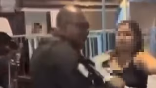 Idosa é agredida com golpe de fuzil por policial durante abordagem em Nilópolis