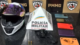 PM apreende arma de fogo e prende suspeito em loja em Ponte Nova