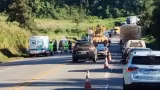 Colisão entre três veículos na BR-040 deixa um morto e cinco feridos em Conselheiro Lafaiete