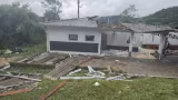 Tornado causa destruição em Farroupilha e deixa moradores desabrigados na Serra Gaúcha