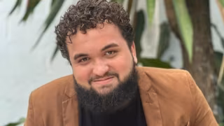 Cantor gospel Keven Costa morre eletrocutado enquanto instalava tomada em Goiânia