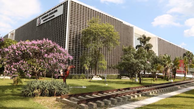 Apenas 14% das propostas apresentadas em 2025 são aprovadas por deputados paulistas