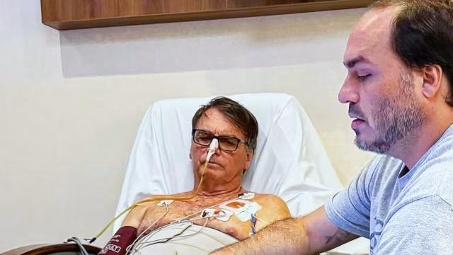 Defesa de Bolsonaro lista comorbidades em documento enviado ao STF