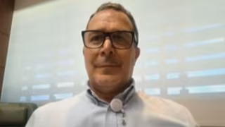 Bolsonaro está clinicamente estável após cirurgia para correção de hérnia inguinal em Brasília