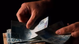 Prazo para sacar Abono Salarial de 2025 termina hoje, com R$ 145,7 milhões ainda disponíveis