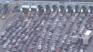 Sistema Anchieta-Imigrantes tem quase 20 km de congestionamento rumo ao litoral de SP