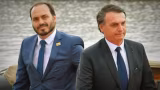 Carlos Bolsonaro diz que sofrimento de Jair Bolsonaro é 'tortura' após novas intercorrências de saúde