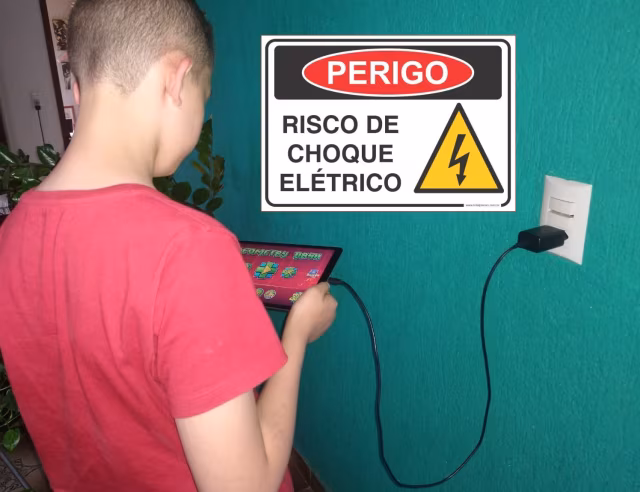 Férias aumentam risco de choques elétricos com crianças em casa, alerta Cemig