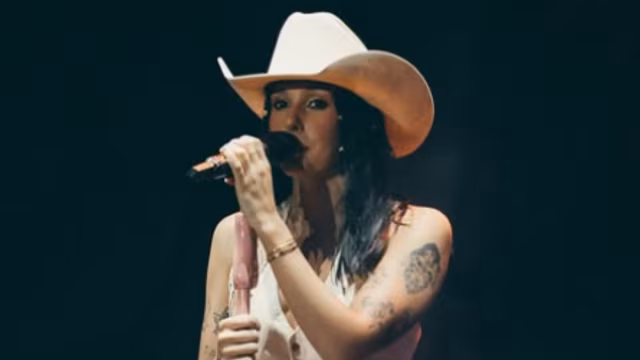 Ana Castela retira música com Zé Felipe de show e substitui por parceria com ex Gustavo Mioto