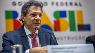 Selic deve iniciar ciclo de cortes até março de 2026, mas incerteza fiscal segue no radar