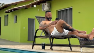 Post de Bruno à beira da piscina gera polêmica após achado de passaporte de Eliza em Portugal