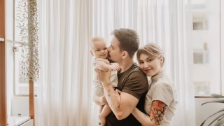 Influenciadora Isabel Veloso, 19, morre após compartilhar rotina de tratamento contra o câncer