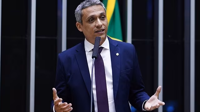 Defensoria do DF apura condições de saúde e custódia de Jair Bolsonaro