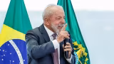 Lula critica salário mínimo de R$ 1.621 e diz que valor segue abaixo do necessário