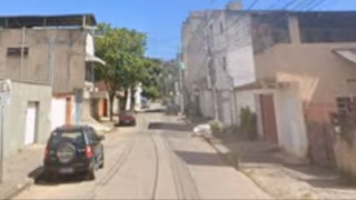 Mulher com faca na mão pede socorro em sacada e companheiro é preso por cárcere privado em Ipatinga