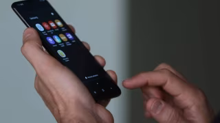 Filiação partidária de jovens cai 56% em uma década, apesar de aumento no número de eleitores