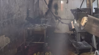 Incêndio atinge fábrica de temperos e deixa vítima ferida em Ipatinga