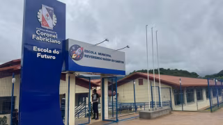 Vice-governador de Minas Gerais participa da entrega de escola que amplia ensino integral em Coronel Fabriciano