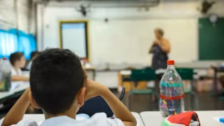 Salário dos professores sobe para R$ 5.130,63 em 2026; saiba como funciona o reajuste do piso