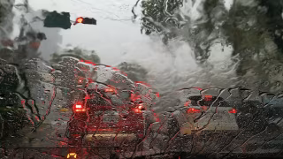 Inmet emite alerta de perigo para chuvas intensas em 664 municípios de Minas Gerais