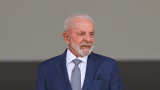 Desistência de Tarcísio expõe fragilidade do governo Lula e embaralha sucessão de 2026