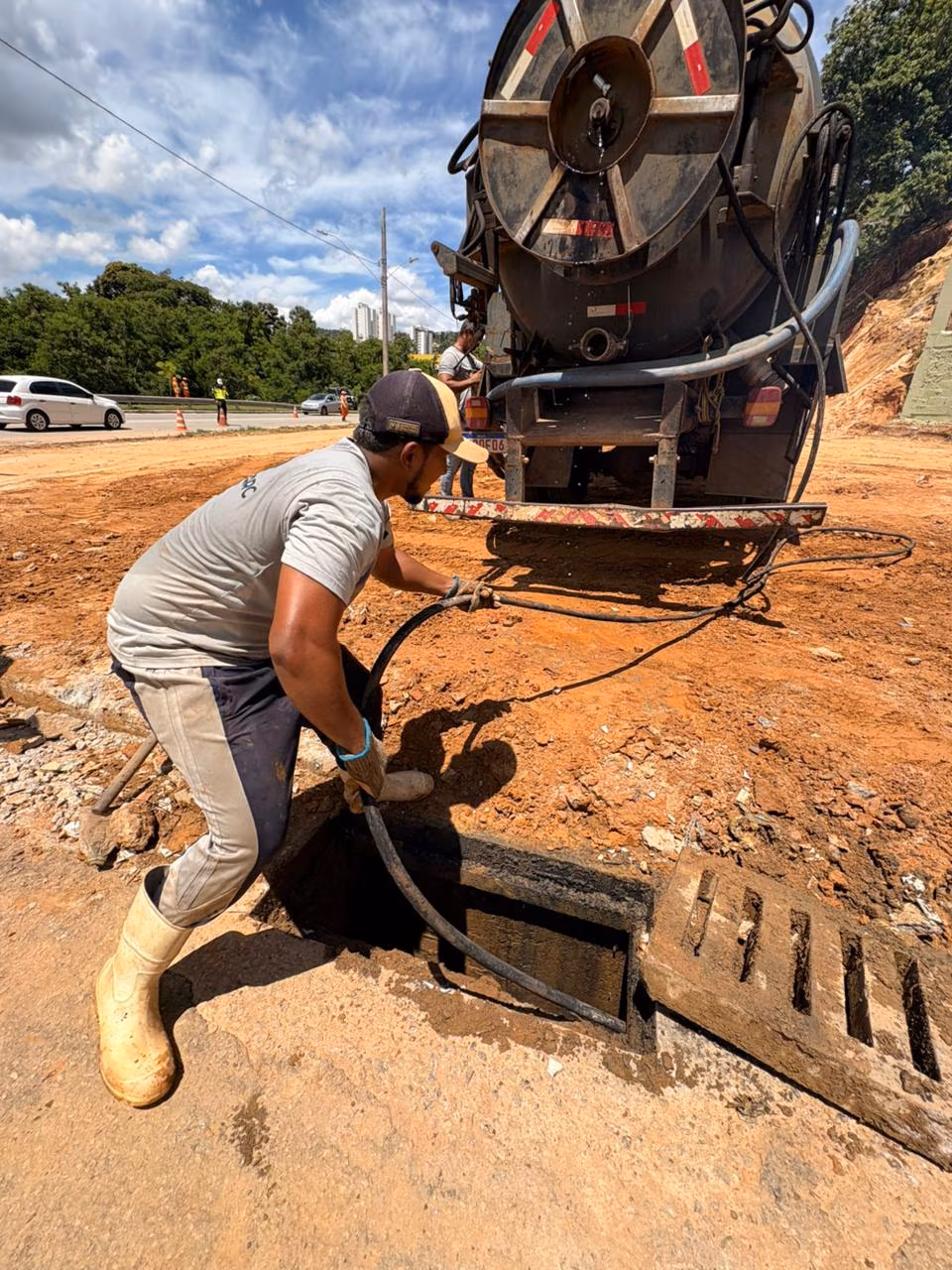 SUGESTÃO DE PAUTA: OPERAÇÃO RETOMADA - Força-tarefa da Prefeitura de Ipatinga segue intensa ao longo da semana na avenida Maanaim e no aglomerado Amazonita