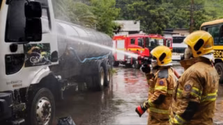 Incêndio em carreta mobiliza Bombeiros em Coronel Fabriciano