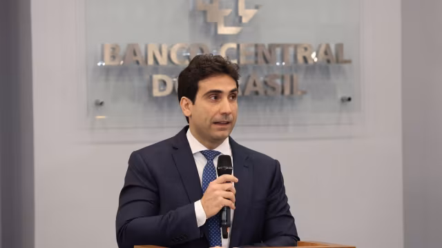 BC abre sindicância para apurar explosão e quebra do Banco Master