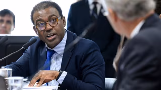 Defesa de diretor do BC contesta pergunta sugerida por Toffoli à PF sobre liquidação do Banco Master