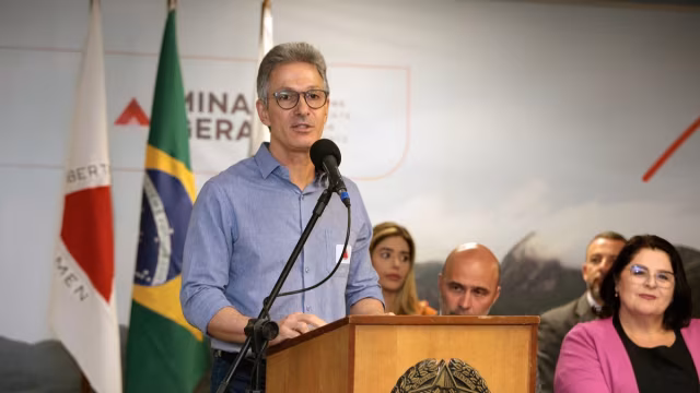 Zema insiste em pré-candidatura, mas PL articula para tê-lo como vice de Flávio Bolsonaro em 2026