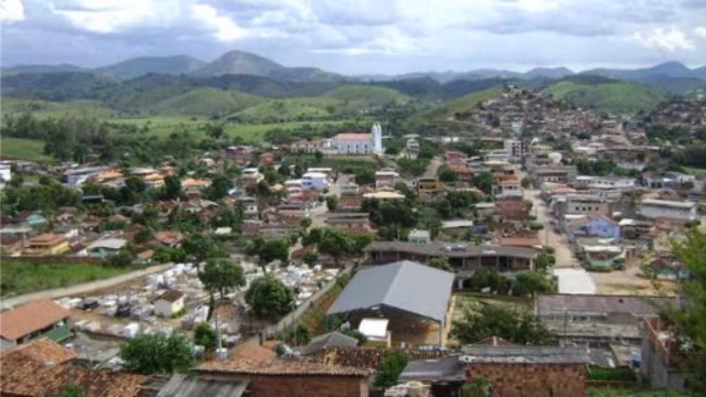 PM cumpre mandado e prende mulher condenada por homicídio em São João do Oriente