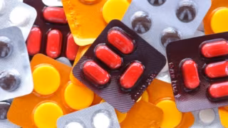 Anvisa autoriza impressão em gráficas de receitas para medicamentos controlados a partir desta sexta