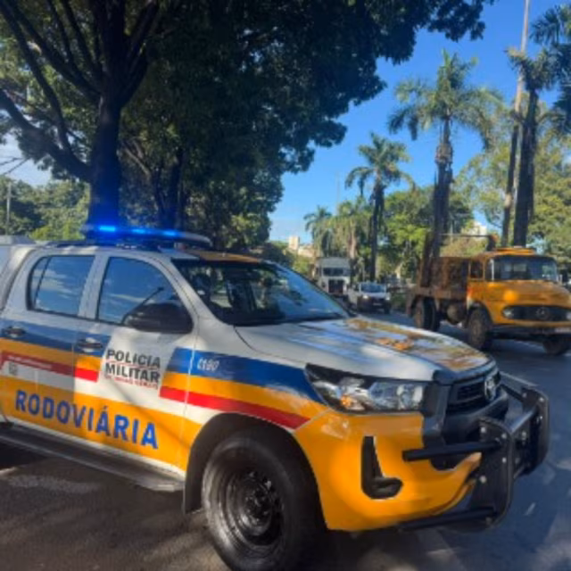 PM Rodoviária intensifica fiscalização nas estradas de MG na Operação Carnaval 2026