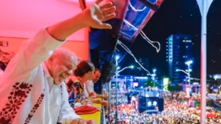 Homenagem a Lula na Sapucaí tem aviso do Planalto, cautela do PT e alerta do TSE