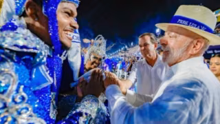 PT diz que ‘não há fundamento jurídico’ para discutir inelegibilidade de Lula após desfile no Rio