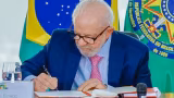 Lula sanciona reajuste do Legislativo e veta “penduricalhos” acima do teto