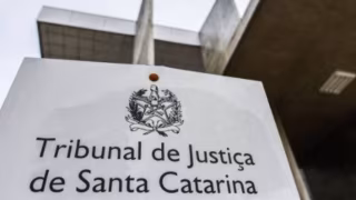 Debate sobre privilégios expõe distância entre políticos e realidade da população