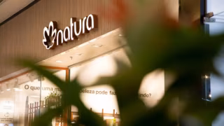 Natura conclui venda da Avon na Rússia por 26,9 milhões de euros